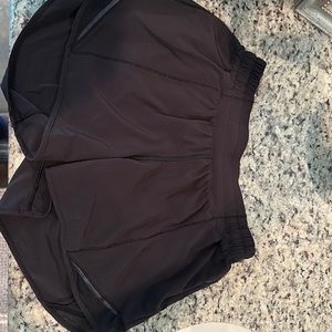 Size 6 tall lululemon black shorts